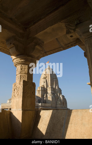 Niedrigen Winkel Ansicht eines Tempels, Kumbha Shyam Tempel, Chittorgarh, Rajasthan, Indien Stockfoto