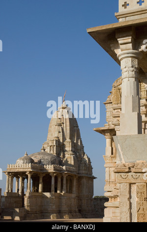 Niedrigen Winkel Ansicht eines Tempels, Kumbha Shyam Tempel, Chittorgarh, Rajasthan, Indien Stockfoto