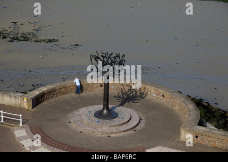 DIE Freiheit Baum Skulptur JERSEY Kanalinseln UK ST. Neuss JERSEY 20. April 2009 Stockfoto