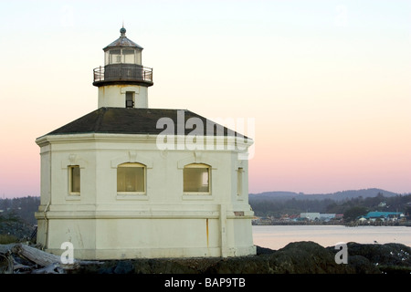 Coquille Fluss Leuchtturm bei Sonnenuntergang - Bullard Beach State Park - Bandon, Oregon Stockfoto