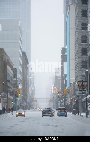 Im Stadtzentrum gelegenes Toronto in einem Schneesturm Stockfoto