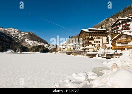 See von Alleghe Provinz Belluno-Italien Stockfoto