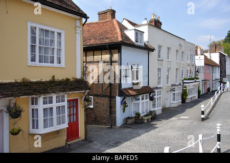 Reihe von Hütten, High Street, Old Town, Hemel Hempstead, Hertfordshire, England, Großbritannien Stockfoto