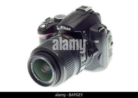 Digitale SLR-Kamera Nikon D5000 HD-video - mit standard-Kit-Objektiv Stockfoto