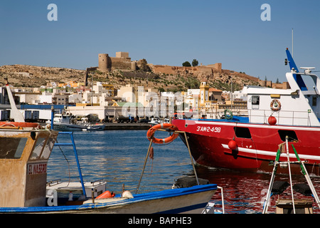 Fischerhafen monumentale Zitadelle und Schloss Almeria Andalusien Spanien Stockfoto