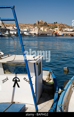 Fischerhafen monumentale Zitadelle und Schloss Almeria Andalusien Spanien Stockfoto