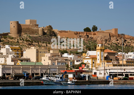 Fischerhafen monumentale Zitadelle und Schloss Almeria Andalusien Spanien Stockfoto