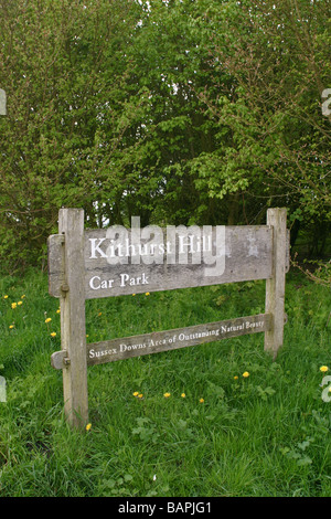 Hölzerne Parkplatz Zeichen UK Stockfoto