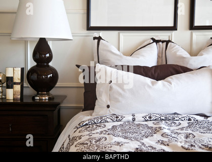 Schöne Schlafzimmer-Innenarchitektur Stockfoto