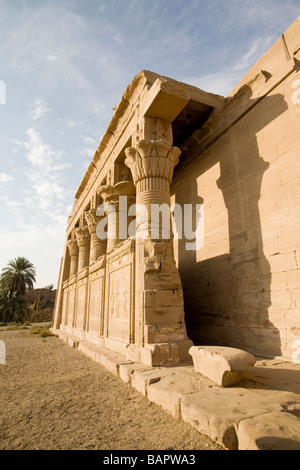 Außenwände des römischen Geburtshaus in Dendera Tempel, Niltal, Ägypten, Nordafrika Stockfoto