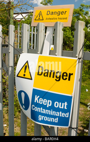 Asbest-Gefahr Warnzeichen Kent UK Stockfoto
