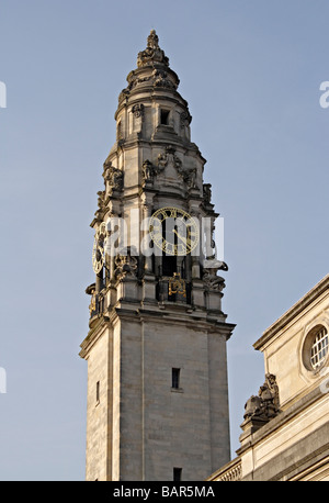 Clock Tower von Cardiff City Hall Wales Stockfoto
