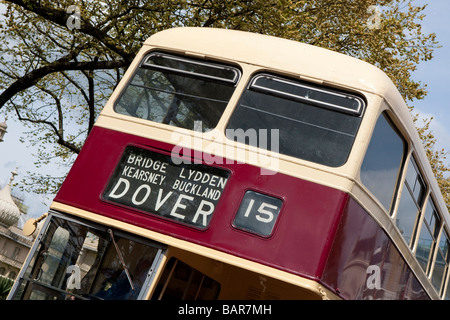 1956 GUY Arab IV-Doppeldecker-Bus während kommerzielle Oldtimer Rallye, Brighton. Stockfoto