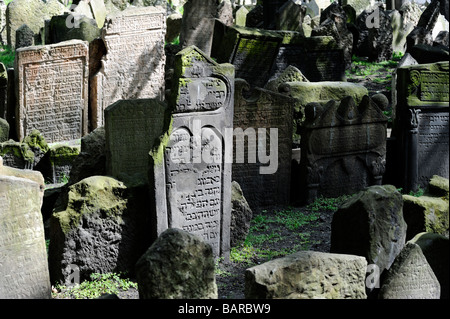 Alter jüdischer Friedhof Josefstadt (Josefov), das jüdische Viertel von Prag Stockfoto