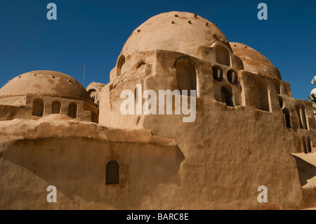 Auf dem Dach der koptisch-orthodoxen Rot Kloster Deir al Anba Bishoy oder Bishai, Pshoi, Bishoi in Wadi Natrun in der Nitrian Wüste Ägypten entfernt Stockfoto