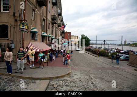 Beliebten Touristenzentrum am Flussufer in den südlichen USA Stadt Savannah, Georgia, USA, USA Stockfoto