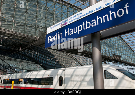 Deutschland Berlin Hauptbhanhof Hauptbahnhof Stockfoto