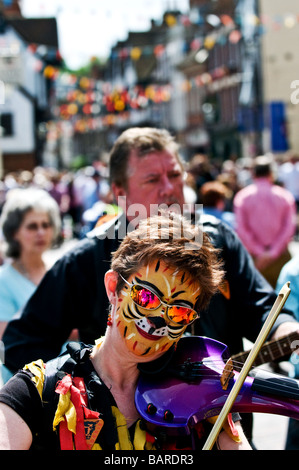 Ein Musiker aus der Hobos Morris Seite Stockfoto