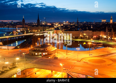 Aussicht auf Stockholm von der oberen Plattform des Katarina Aufzug, Södermalm, Stockholm, Schweden. Aufgenommen 2009 vor das Gebäude der Neuen Slussen. Stockfoto