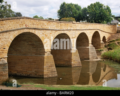 Steinerne Brücke über den Fluss Kohle in Richmond in der Nähe von Hobart Tasmanien Australien Stockfoto