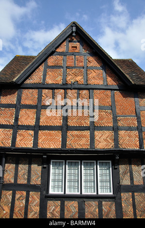 Detail von Mauerwerk an der bewaldeten Spread Eagle Hotel, Weststraße, Midhurst, West Sussex, England, Vereinigtes Königreich Stockfoto