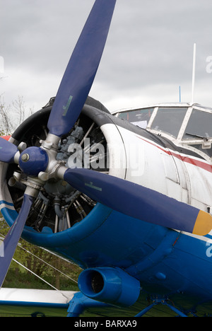 Antonov AN2 Doppeldecker. Dieses Flugzeug basiert auf Popham Flugplatz im Vereinigten Königreich. Stockfoto