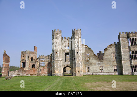 Cowdray House Tudor Herrenhaus, Midhurst, West Sussex, England, Vereinigtes Königreich Stockfoto