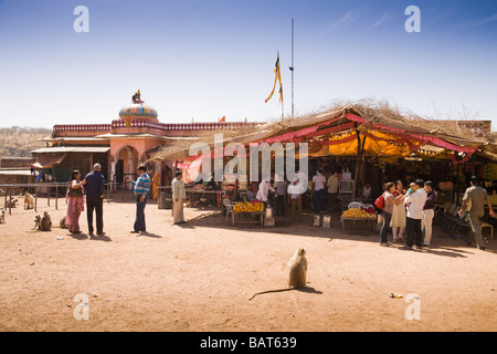 Ganesh-Tempel und Markt in Ranthambhore Fort, Ranthambhore National Park, Rajasthan, Indien Stockfoto