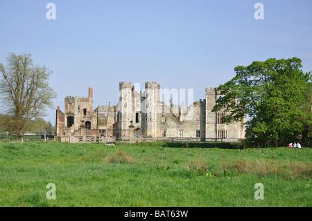 Cowdray House Tudor Herrenhaus, Midhurst, West Sussex, England, Vereinigtes Königreich Stockfoto