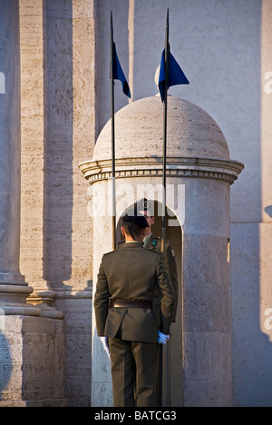 die Wachablösung im Palazzo Quirinale in Rom - Italien Stockfoto