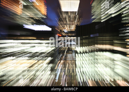 Unscharfe Lichter Canary Wharf Bürogebäude in London Stockfoto