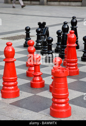 Riesenschach set Cathedral Square Christchurch Neuseeland Stockfoto