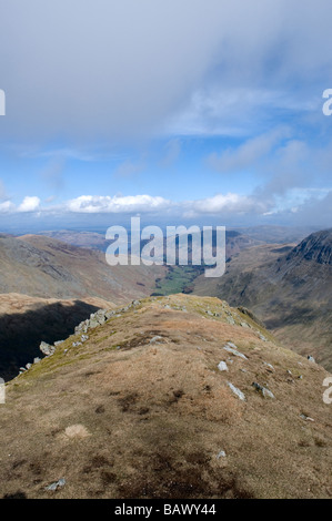 Blick vom Dollywaggon Hecht über die Zunge heraus gegen Grisedale Valley, Lake District, Cumbria Stockfoto