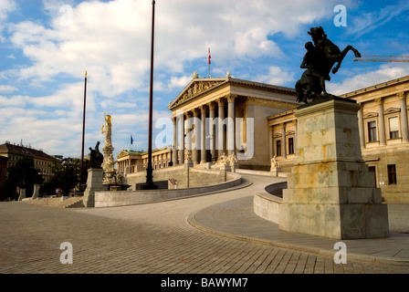 Pallas Athene-Brunnen von Carl Kundmann vor Wiener Parlamentsgebäude Stockfoto