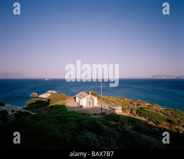 Agios Georgios Drakanon, Ikaria, Griechenland, mit Blick auf die Ägäis und Samos Stockfoto