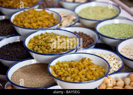 Ganze Gewürze in der Gewürzbasar in Alt-Delhi Indien Stockfoto