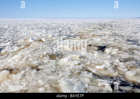 Brechen von Meereis an Ostsee, der Bottnische Meerbusen, Finnland Stockfoto