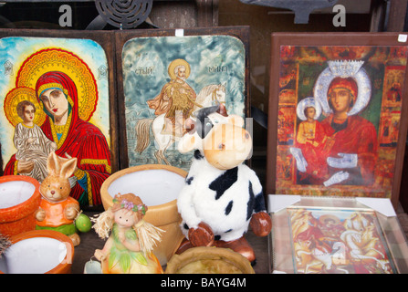Souvenirs zum Verkauf am Kloster Troyan, Bulgarien Stockfoto