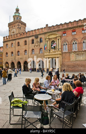 Palazzo d Accursio in Piazza Maggiore Bologna Italien Stockfoto