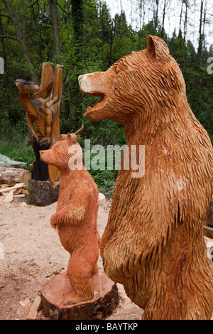 UK Gloucestershire Forest of Dean Soudley Dean Heritage Centre Bär Chainsaw Skulptur von Kumpel Dave Harvey Stockfoto