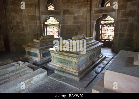 Inisde Ali Isa Khan Niazi Grab in Humayun-Mausoleum in Delhi Indien Stockfoto