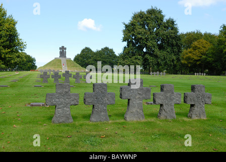 Gräber auf dem deutschen Soldatenfriedhof La Cambe Stockfoto