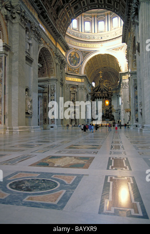 Elk140 1493 s Italien Rom Vatikan St. Peter Basilika Kirchenschiff 1607 Stockfoto
