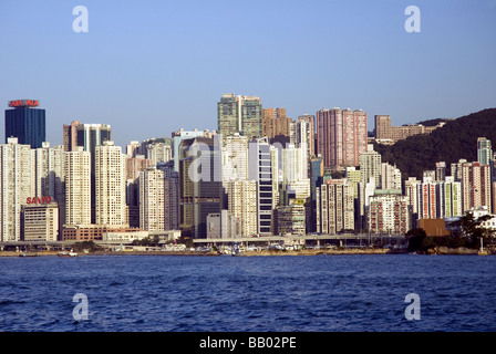 Hong Kong Island von Kowloon betrachtet Stockfoto