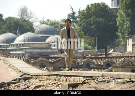 Zum internationalen Jahr: 2009 Regie: Tom Tykwer Clive Owen Stockfoto