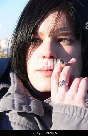 Tout est Parfait alles schönes Jahr ist: 2008 Regie: Yves-Christian Fournier Chloe Bourgeois Stockfoto