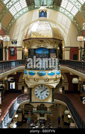 Die große australische Uhr im Queen Victoria Mall, Sydney, Australien. Stockfoto