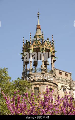 La Rotonda am Passeig St. Gervasi in Barcelona Spanien Stockfoto