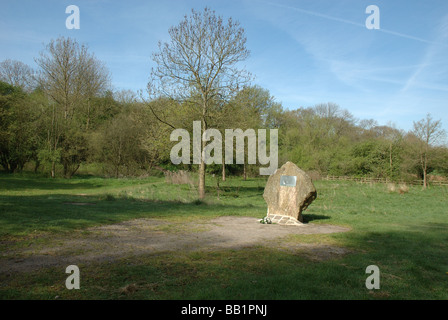 Gedenkstein zur Erinnerung an die Stelle, wo Richard III an Schlacht von Bosworth Field 1485, Leicestershire getötet wurde Stockfoto