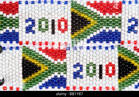 Südafrikanische Flagge und 2010 World Cup Armbänder, Grahamstown, Provinz Eastern Cape, Südafrika Stockfoto